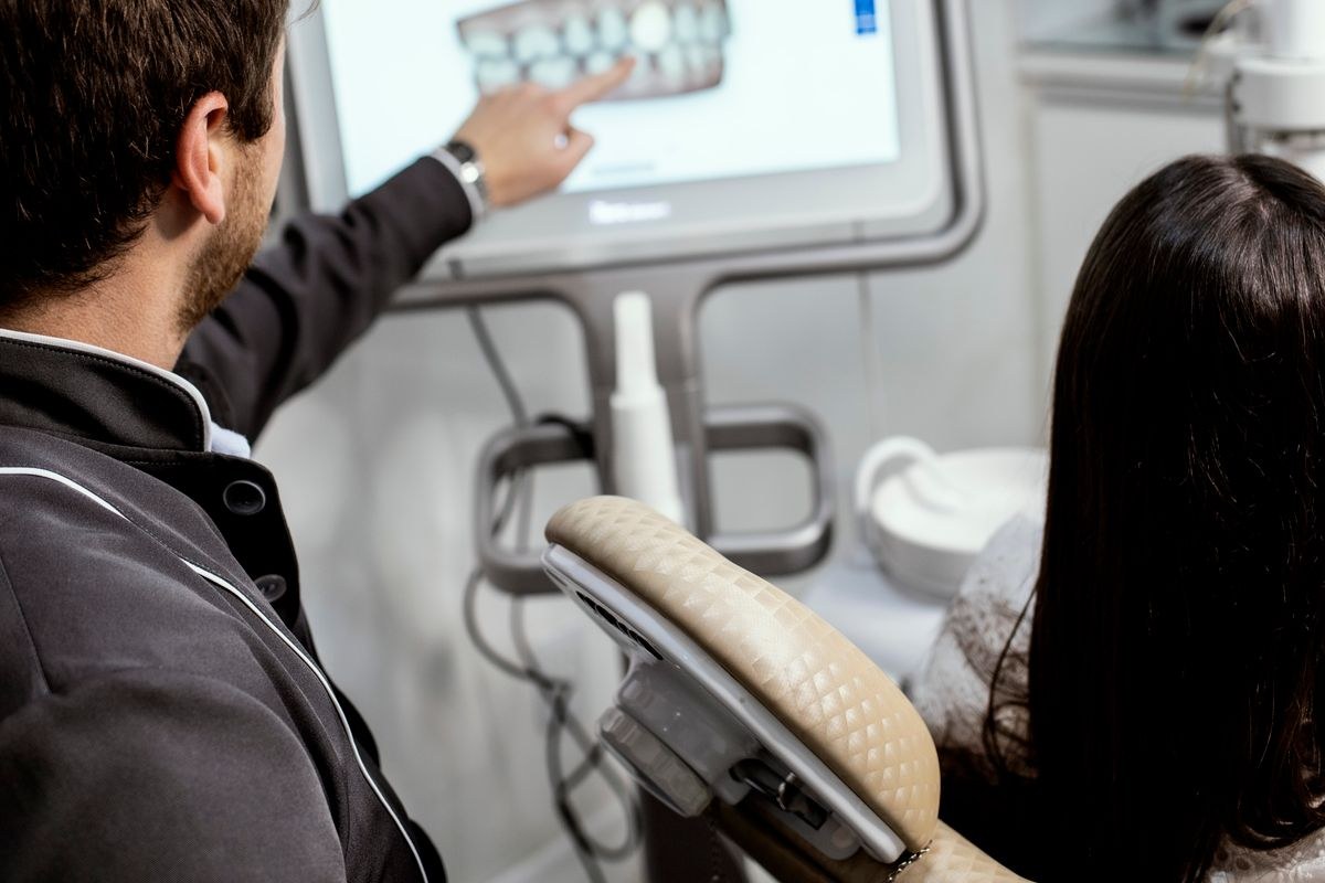 Gummy Smile İçin Hangi Tedavi Seçenekleri Değerlendirilir?