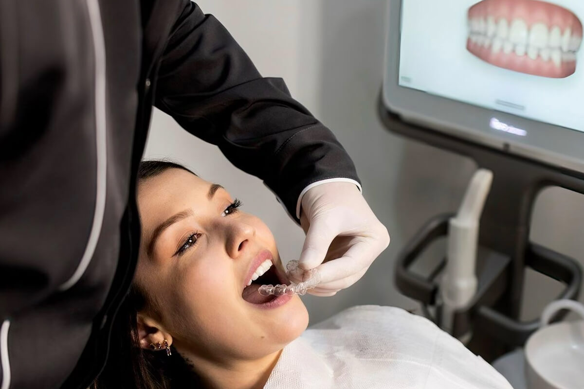 Invisalign Tedavi Süresi ve Kontrol Ziyaretleri